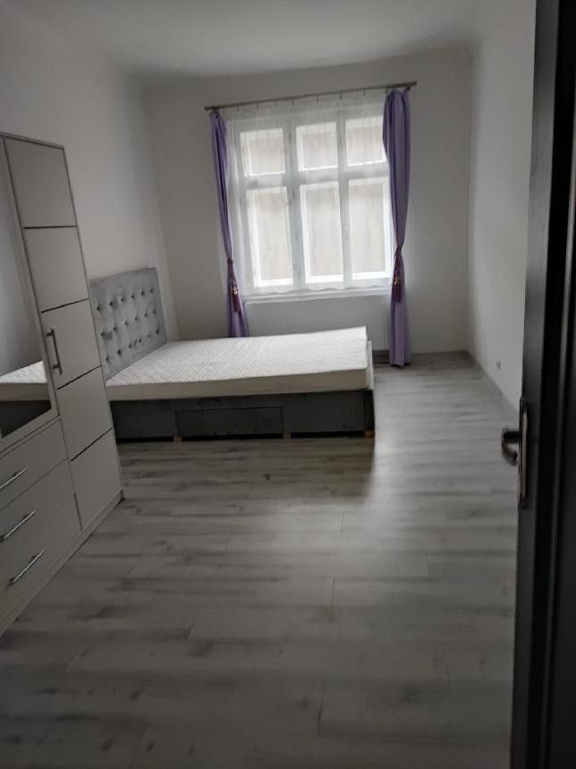 Pronájem byt 2+kk - Praha, 150 00, 46 m²
