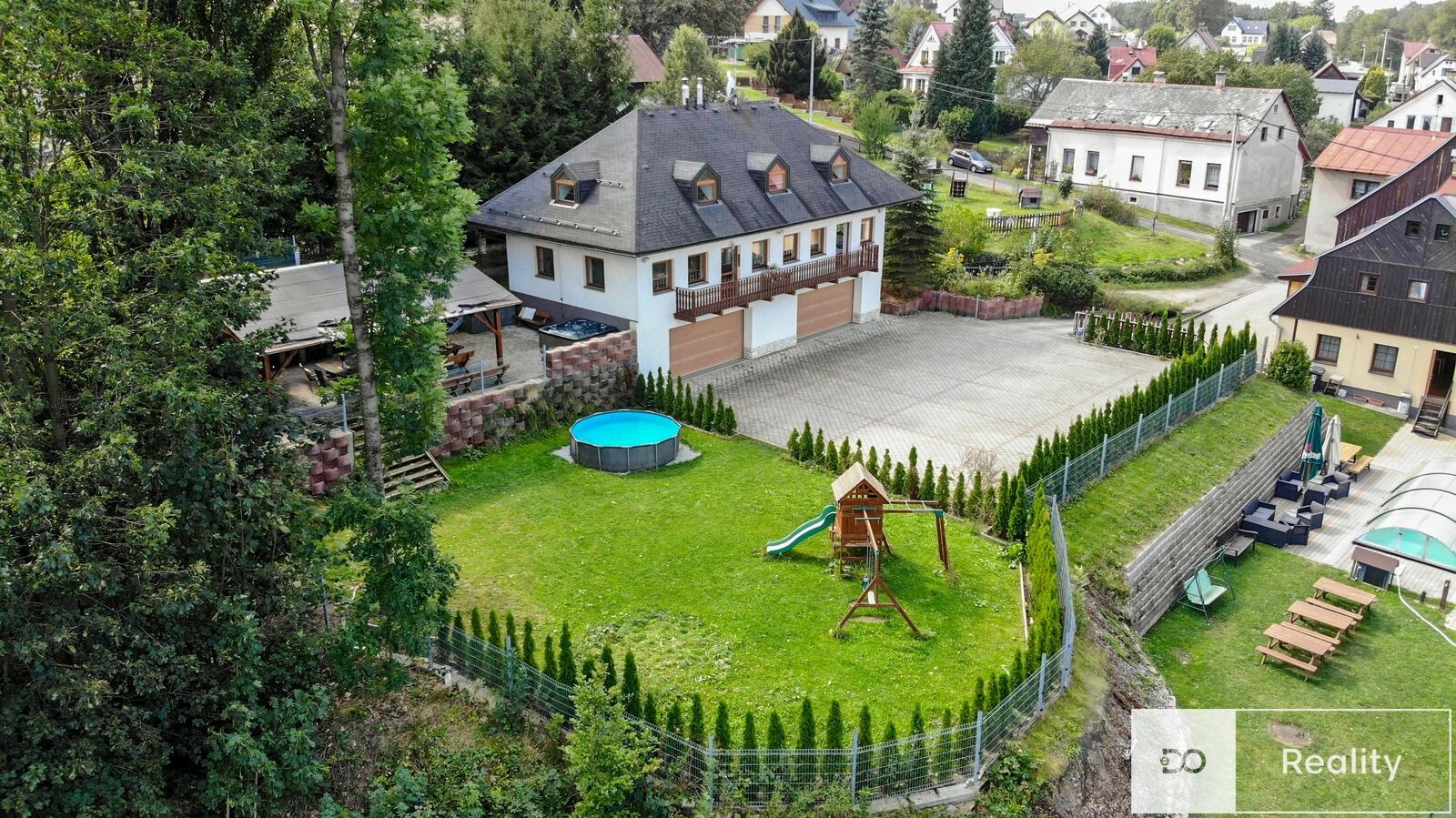 Prodej rodinný dům - Kostelní, Smržovka, 350 m²