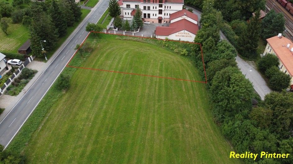 Pozemky pro bydlení, Slavíkova, Jince, 1 573 m²