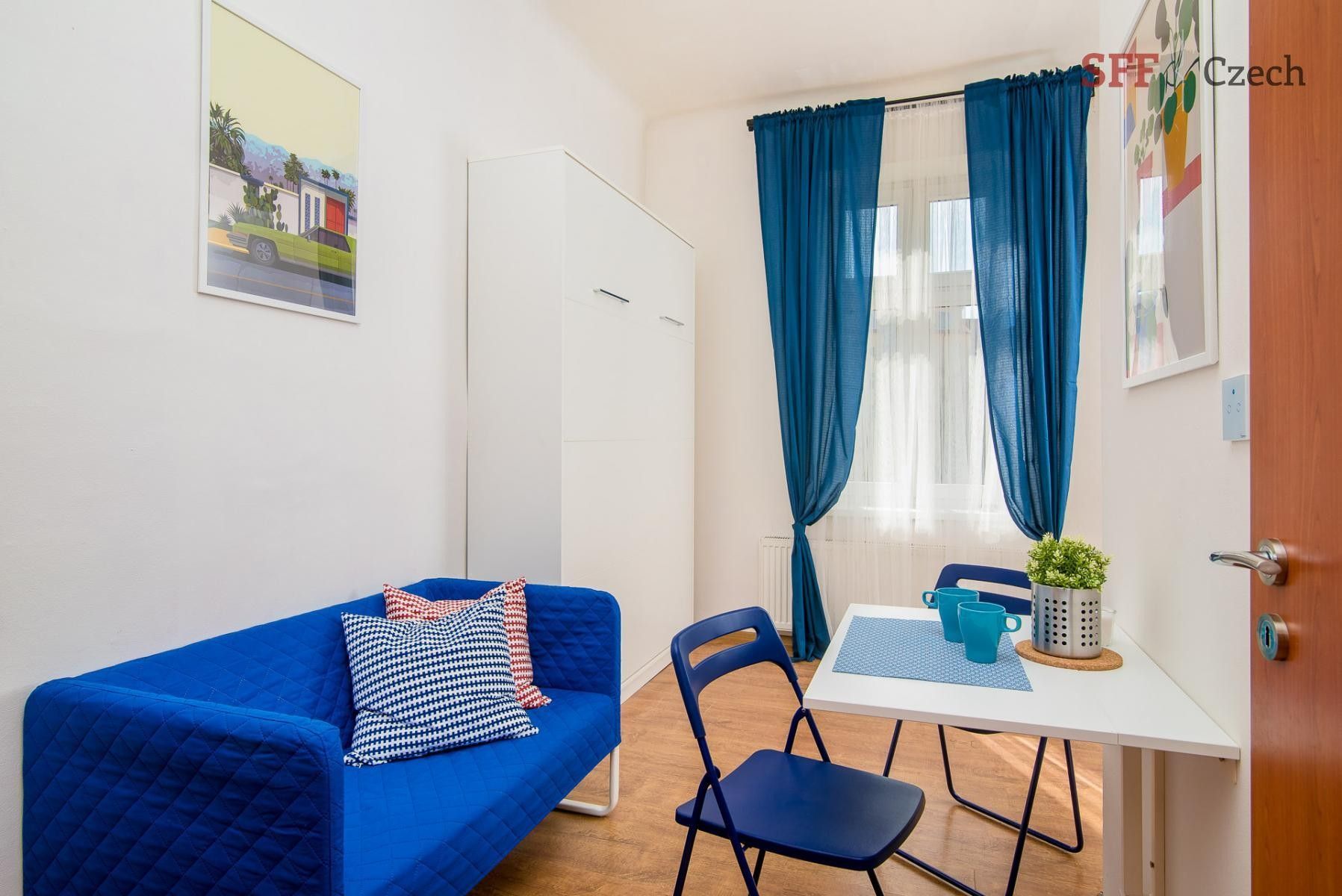 1+kk, Čestmírova, Praha, 17 m²