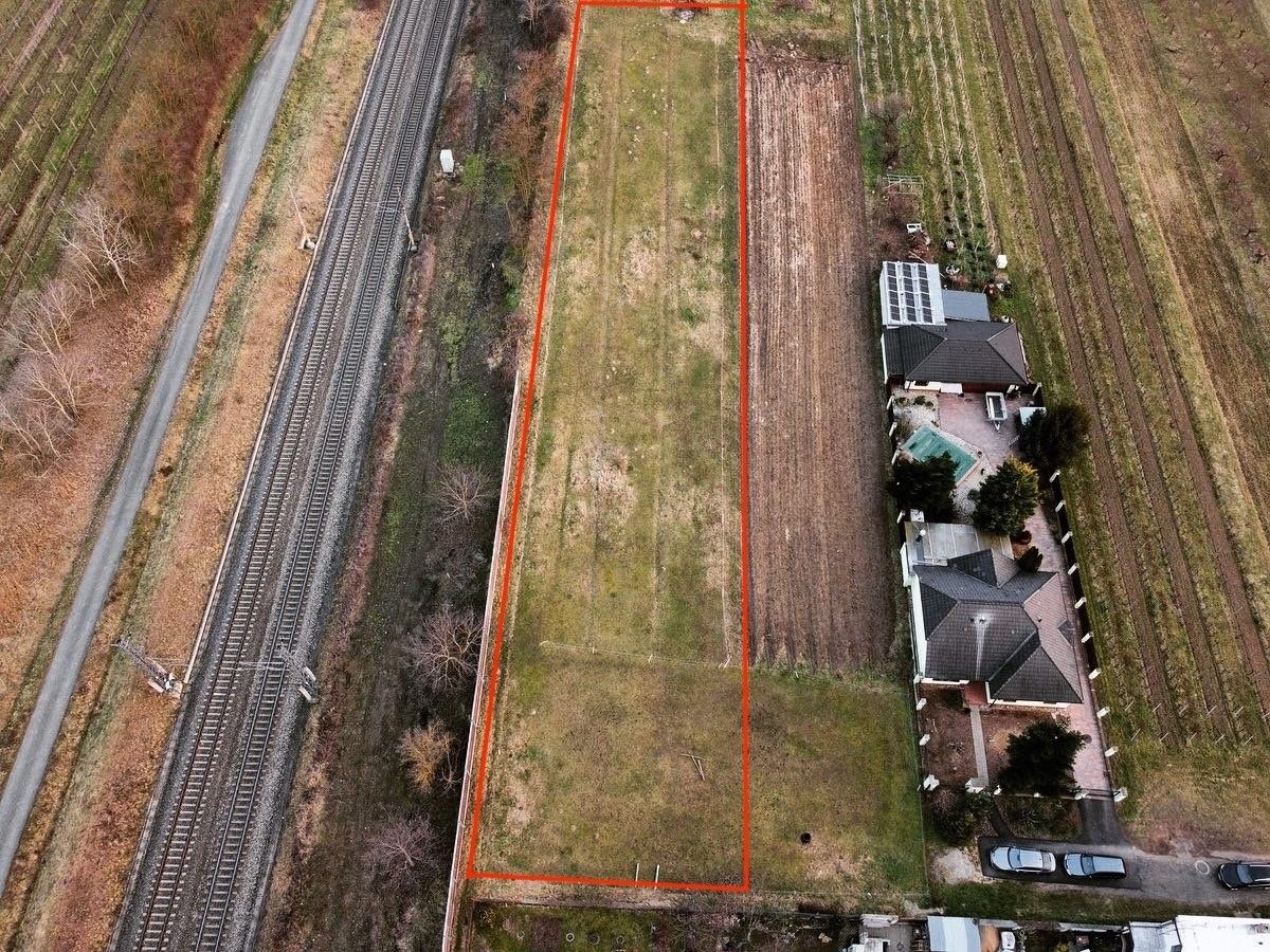 Zahrady, Lanžhot, 2 185 m²