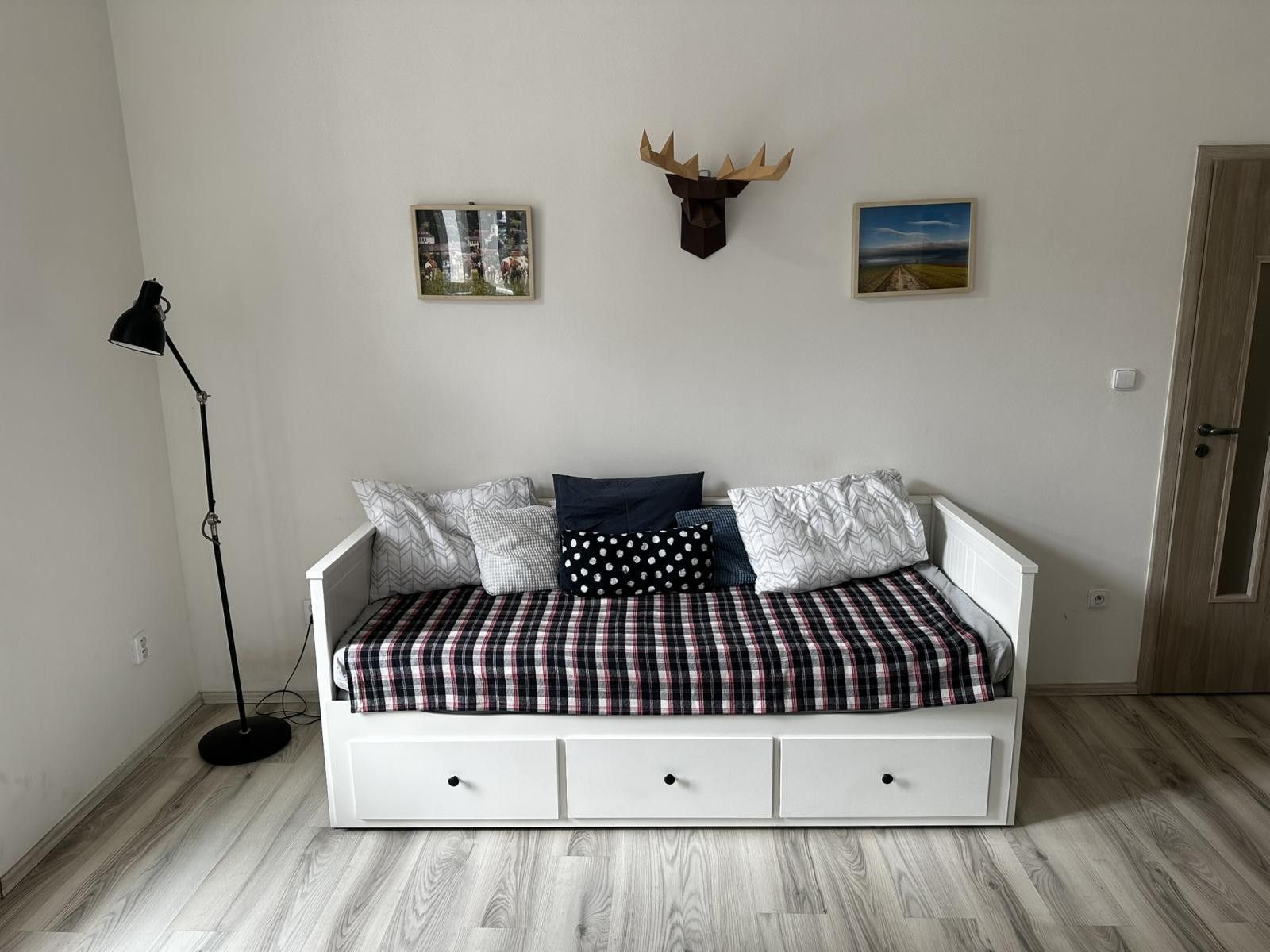 Pronájem byt 2+kk - Rumunská, Praha, 68 m²