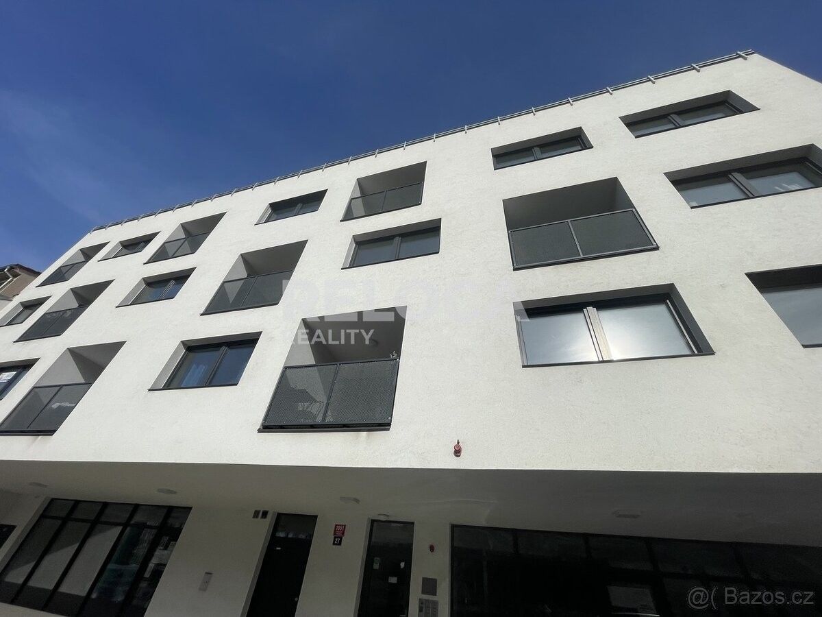 3+kk, Praha, 190 00, 86 m²