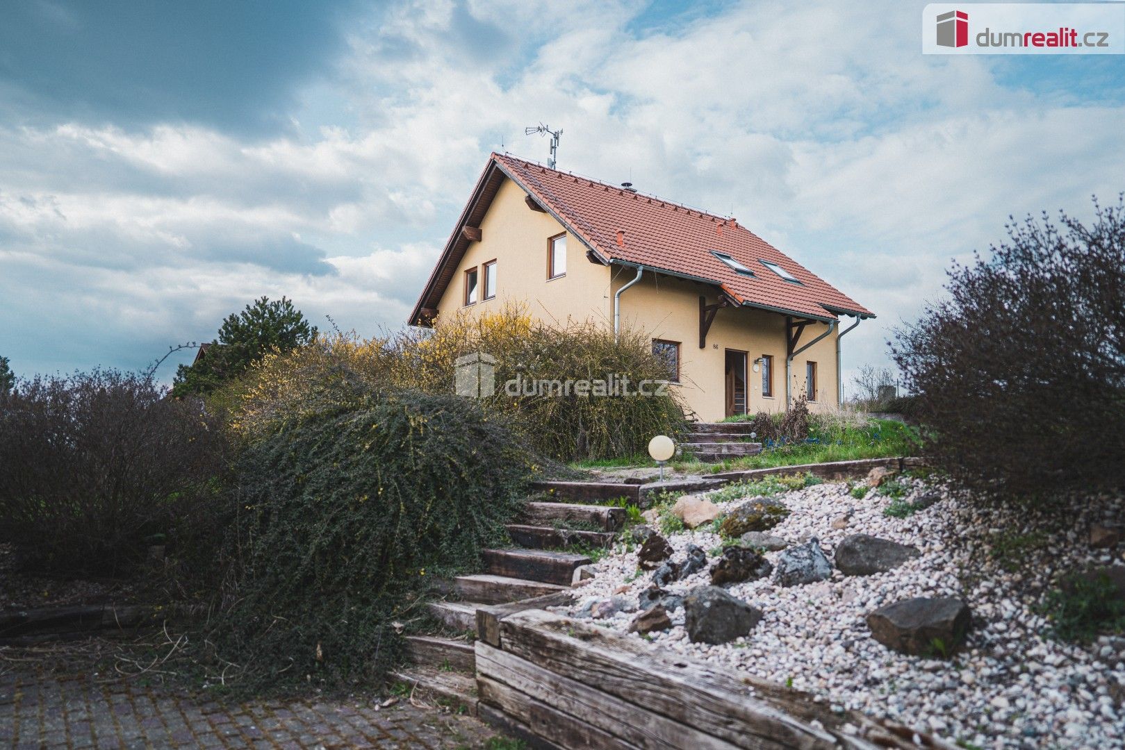 Prodej rodinný dům - Slunečná, Ondřejov, 145 m²