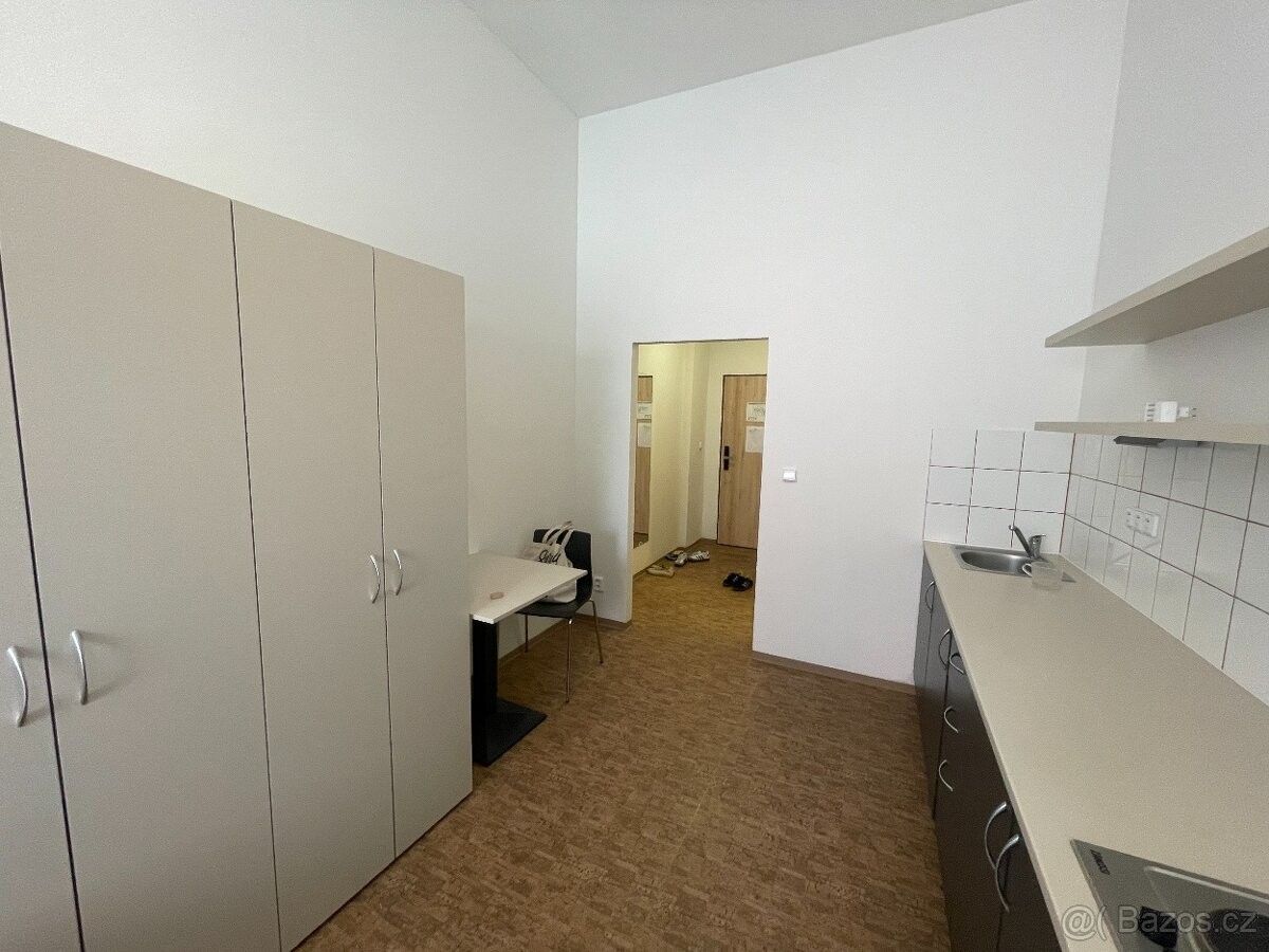 1+kk, Praha, 150 00, 25 m²