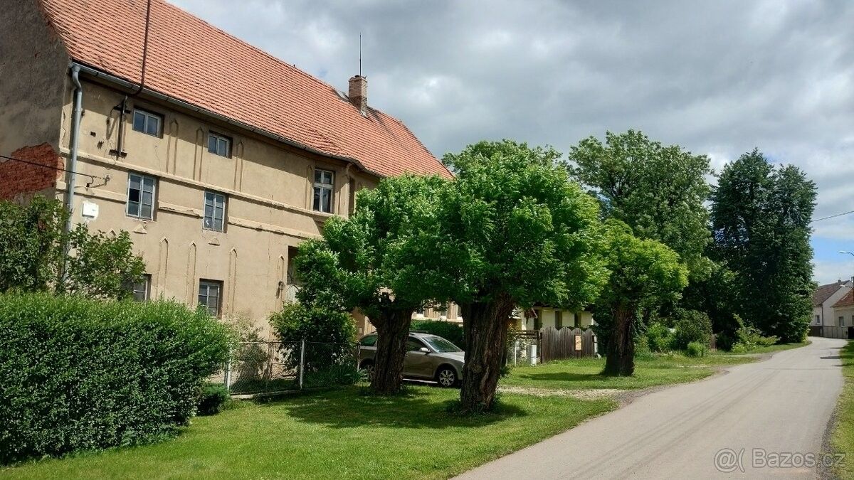 Ostatní, Hořesedly, 270 04, 144 m²