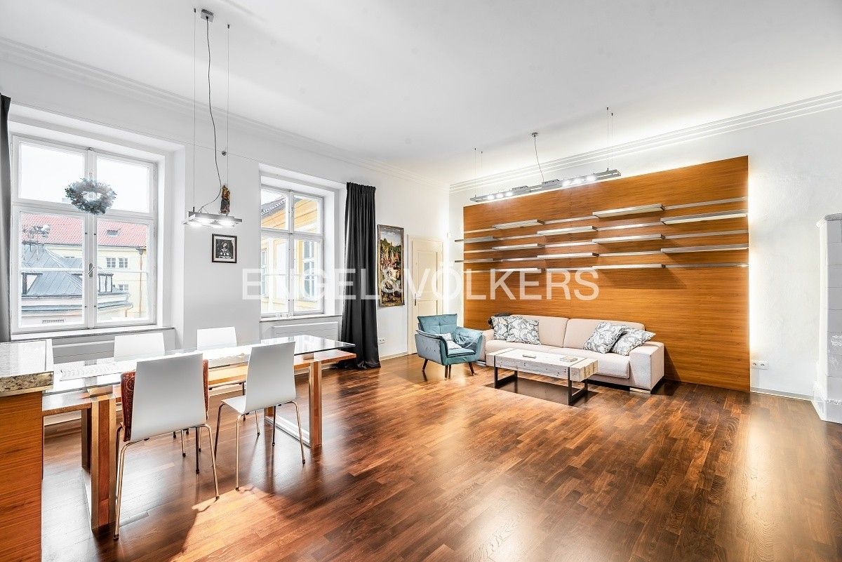 2+kk, Husova, Praha, 110 m²