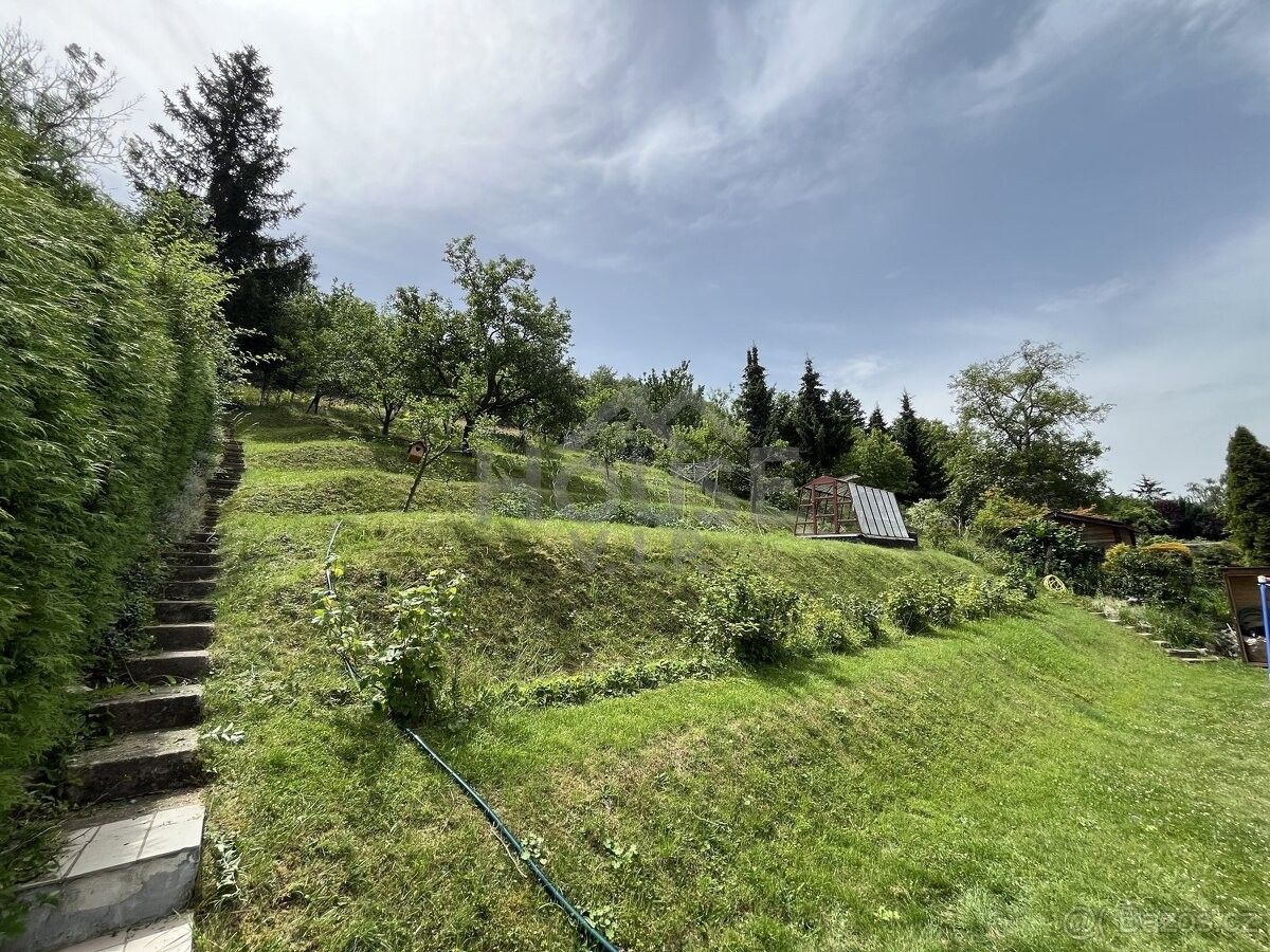 Prodej dům - Praha, 165 00, 204 m²