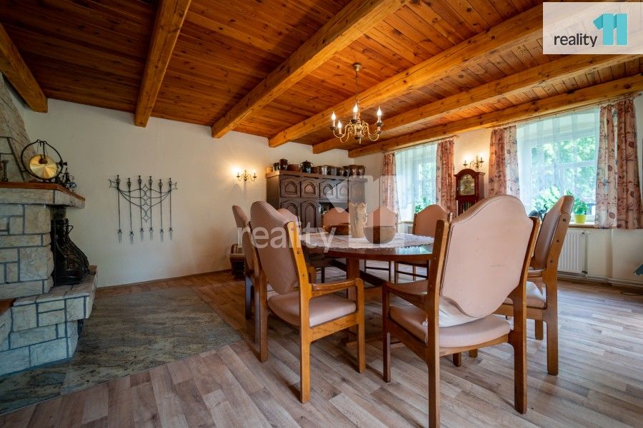 Prodej rodinný dům - Kanina, 386 m²