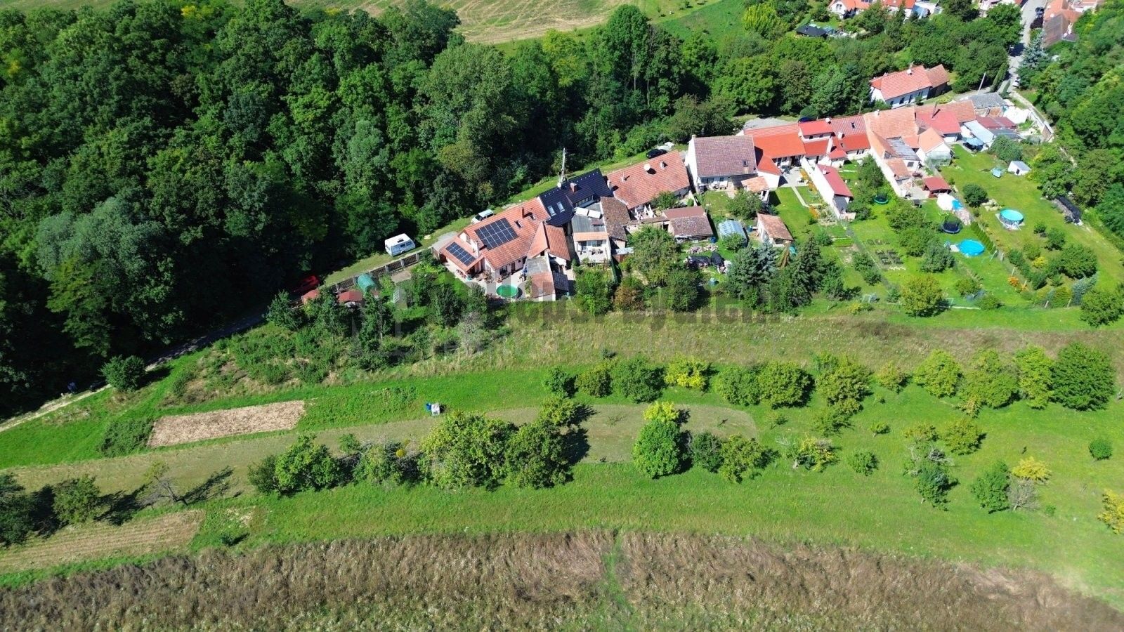 Prodej pozemek pro bydlení - Nížkovice, 2 139 m²
