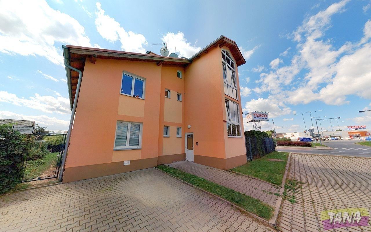 1+kk, Unhošťská, Hostivice, 41 m²
