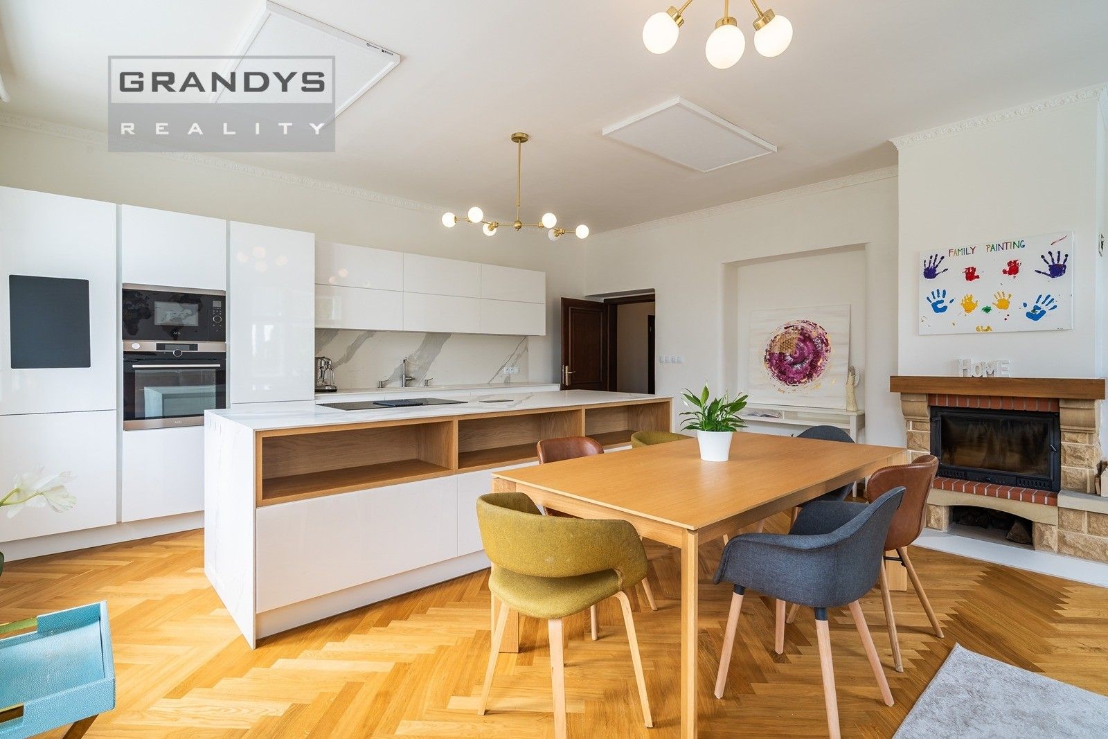 Prodej byt 4+kk - V Šáreckém údolí, Praha, 175 m²