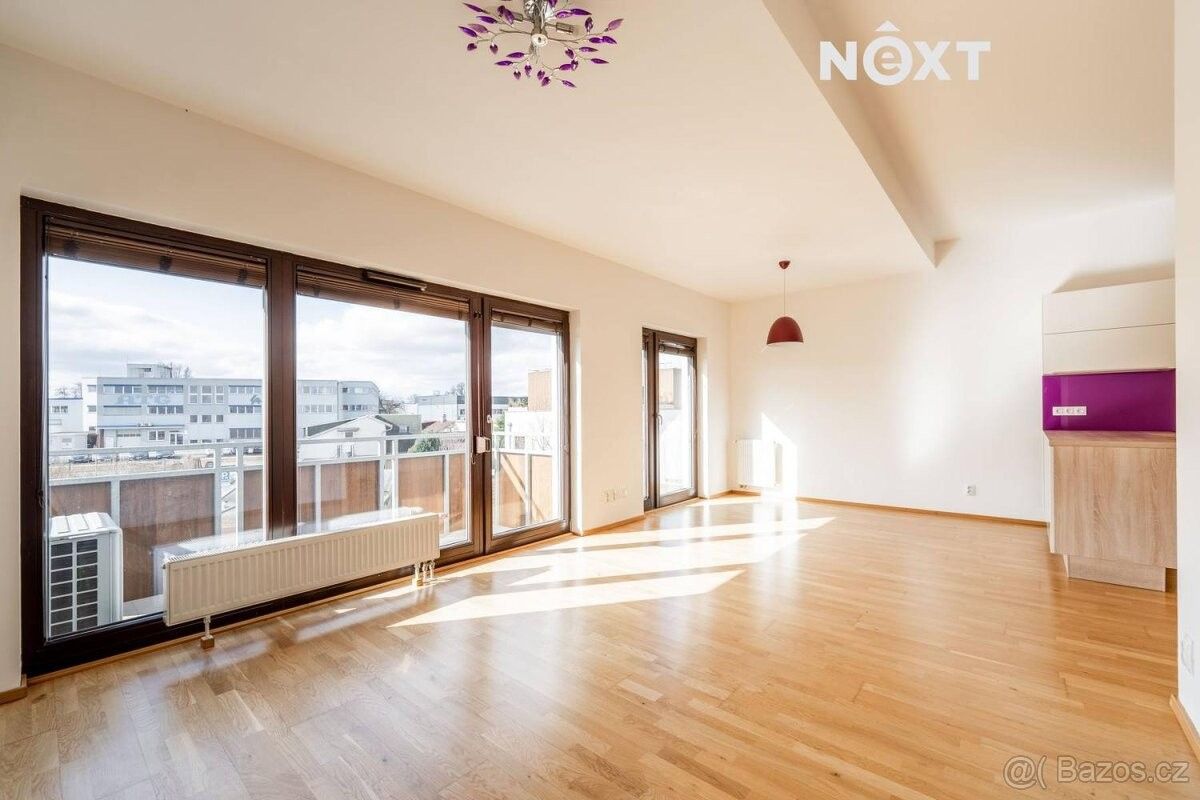 3+kk, Praha, 199 00, 80 m²