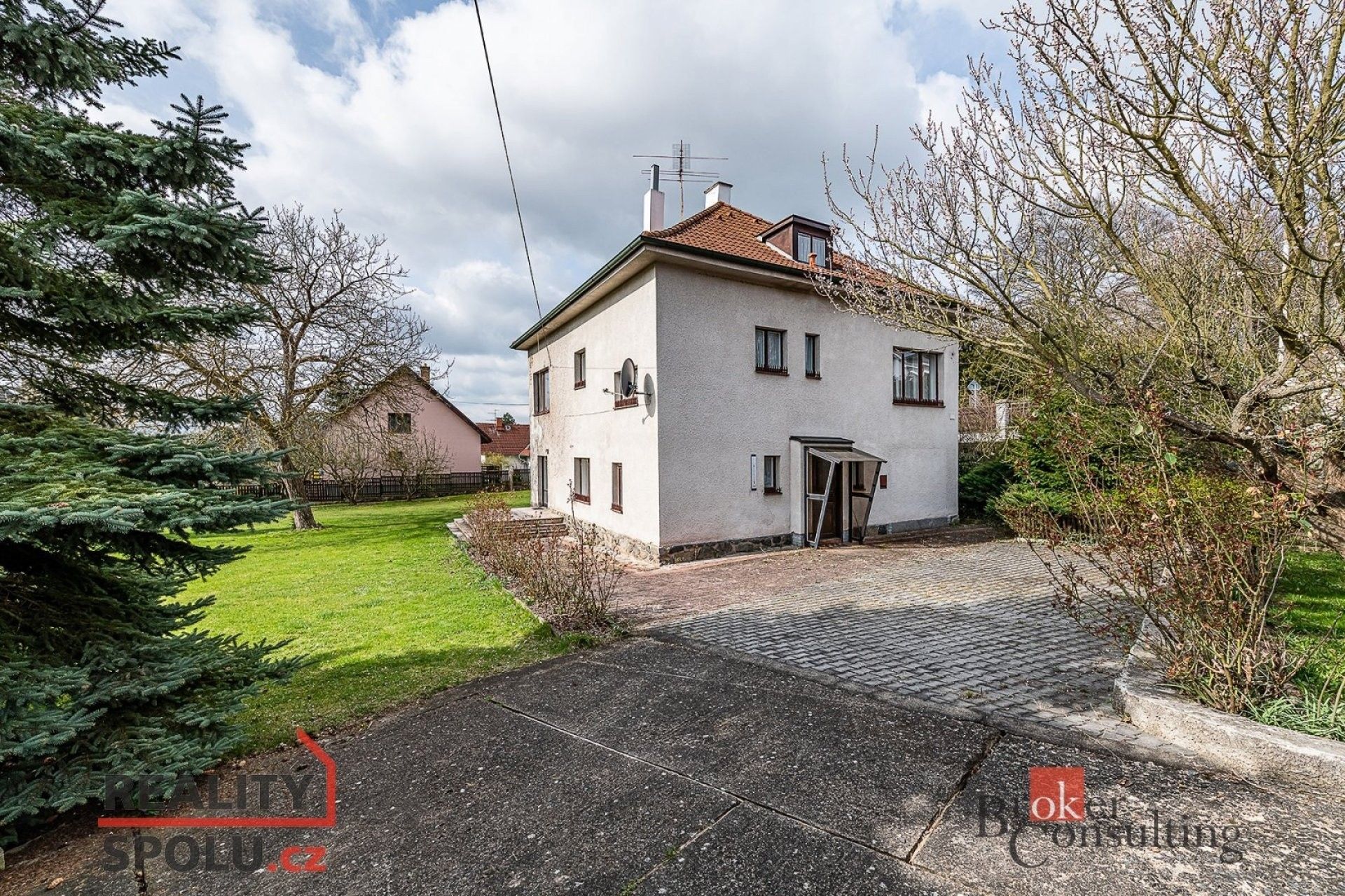 Prodej rodinný dům - Slapy, 180 m²