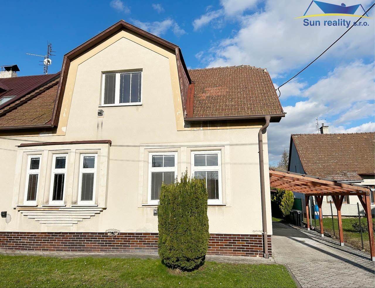 Vily, Václavkova, Valašské Meziříčí, 130 m²