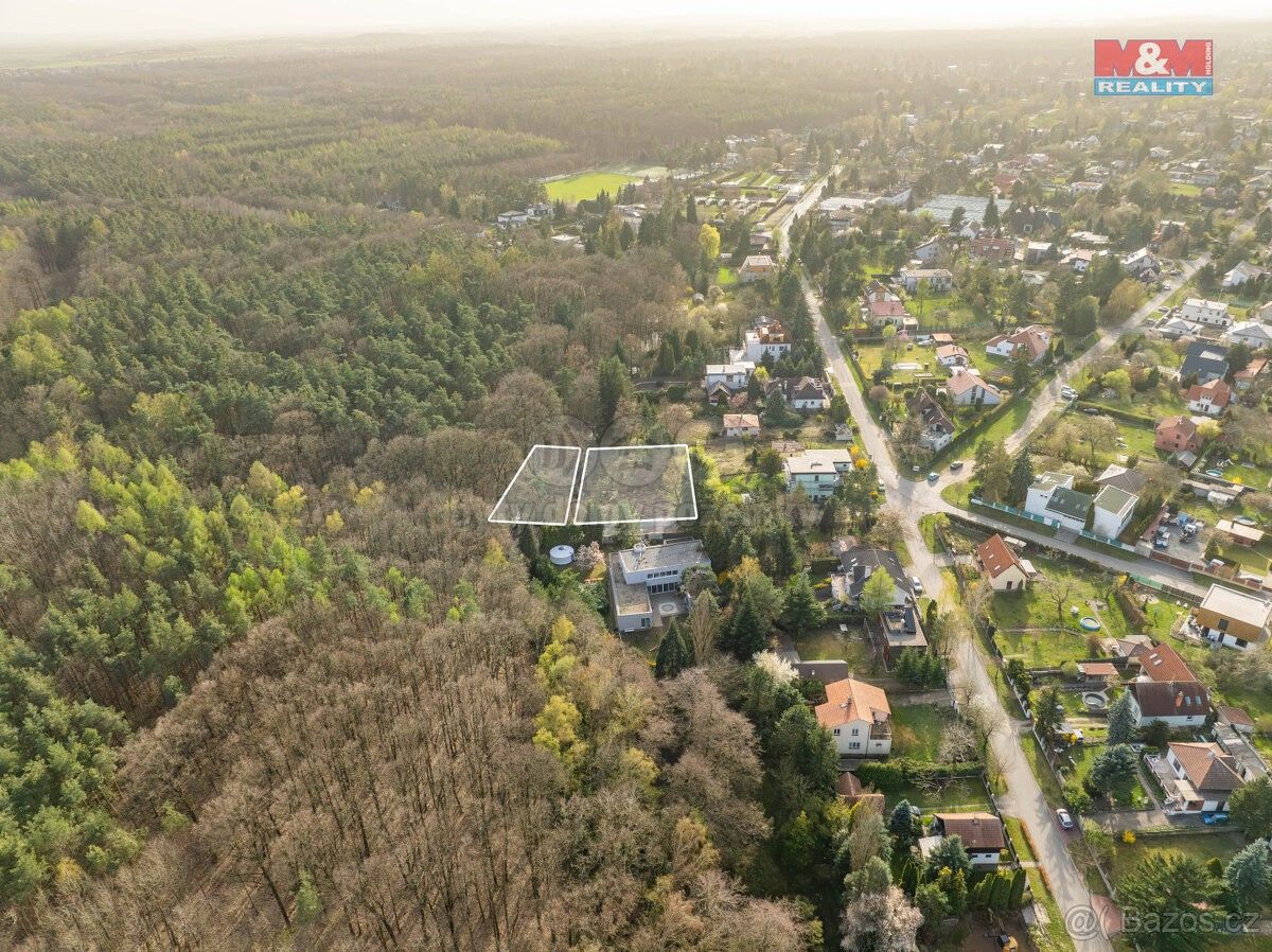 Zahrady, Praha, 190 14, 2 108 m²