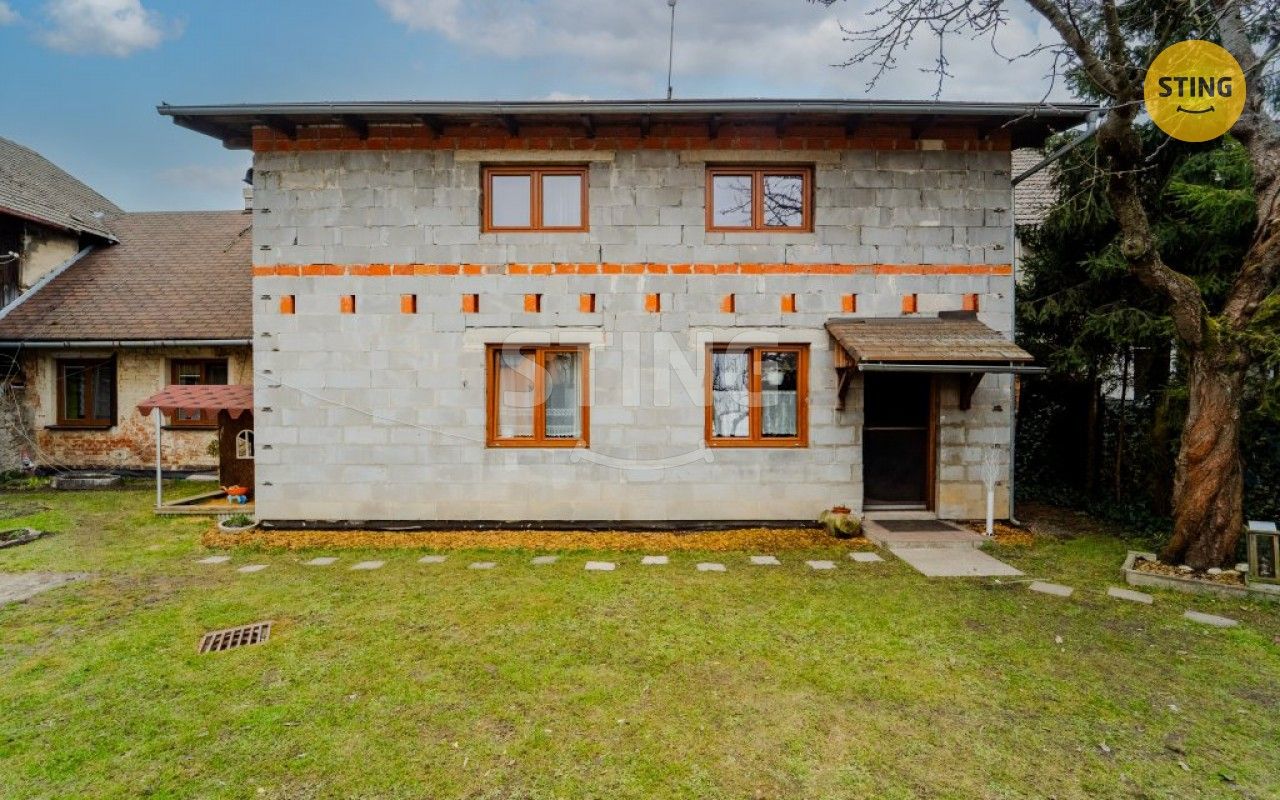 Prodej rodinný dům - Melč, 185 m²