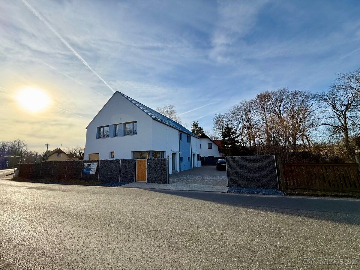 Ostatní, Kamenice, 251 68, 133 m²