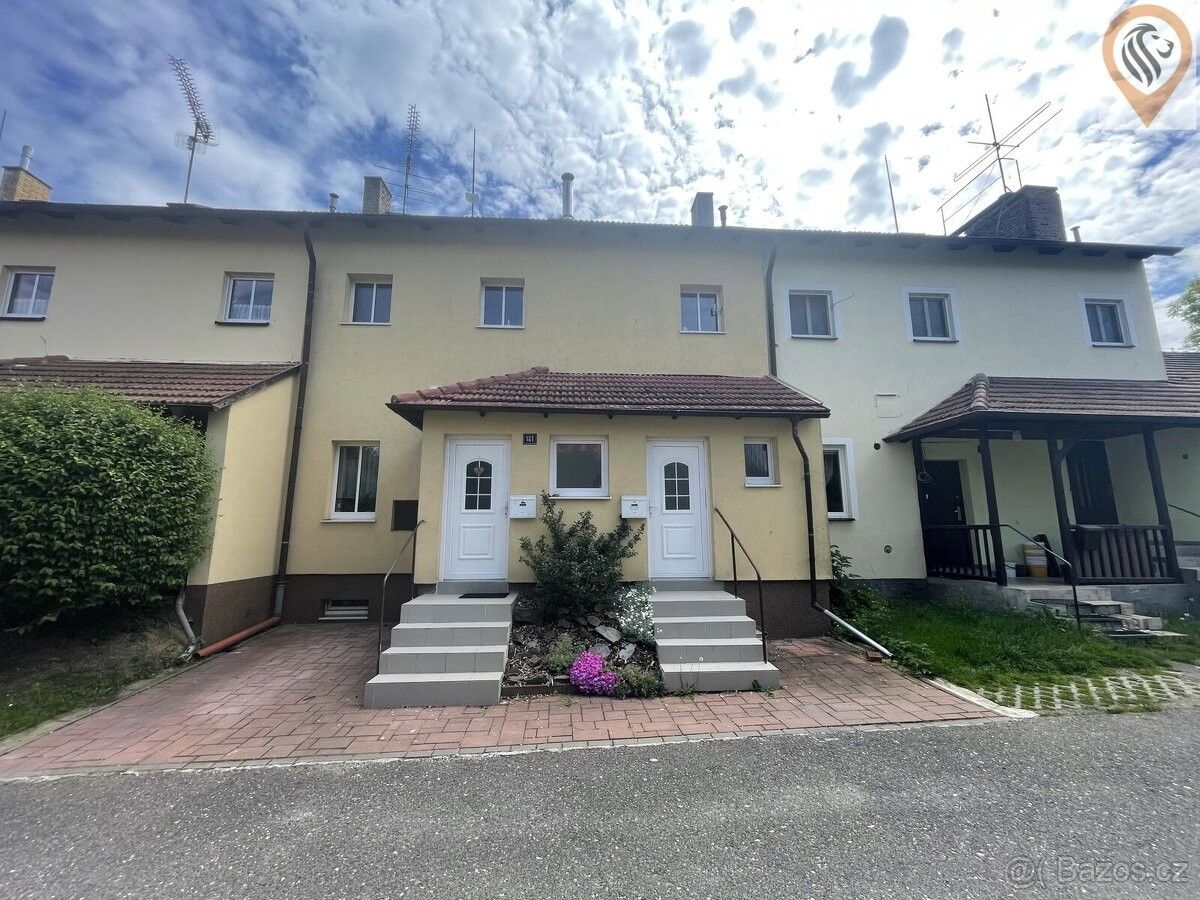Prodej dům - Průhonice, 252 43