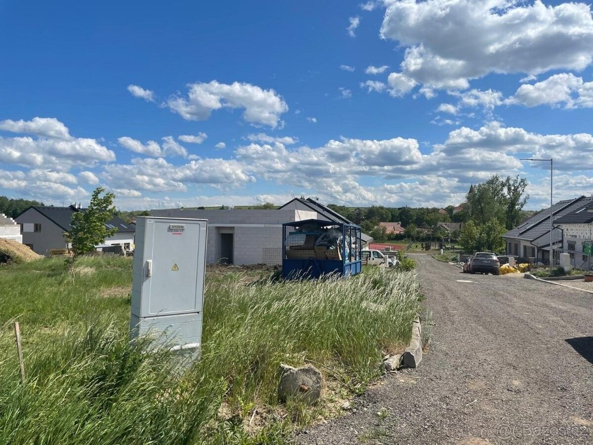 Pozemky pro bydlení, Jiřice u Miroslavi, 671 78, 728 m²