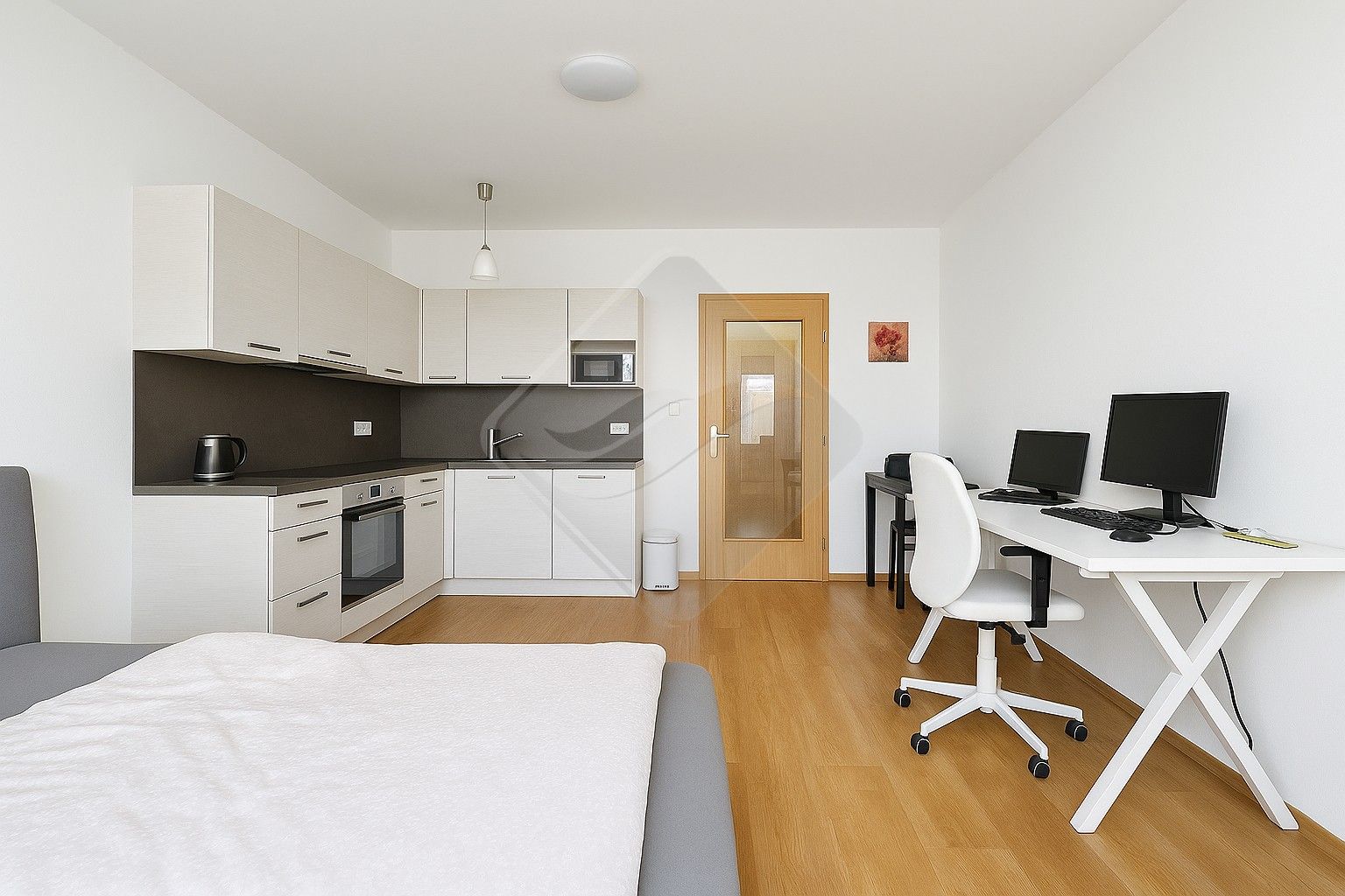 1+kk, Sazovická, Praha, 31 m²
