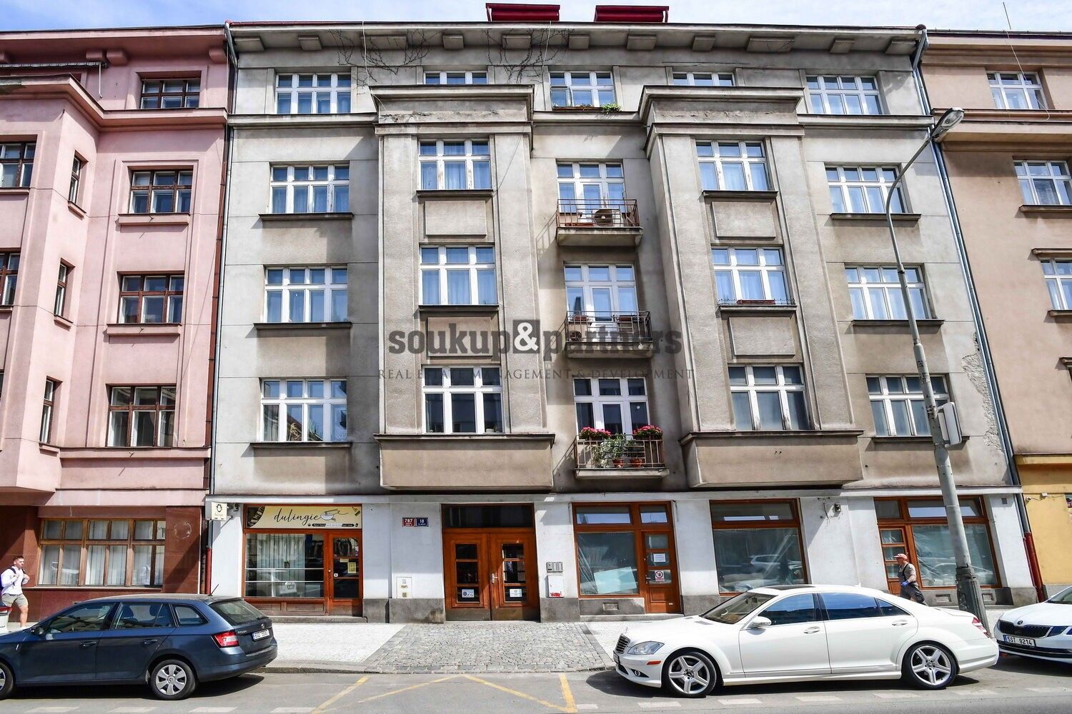 3+kk, Čs. armády, Praha, 89 m²