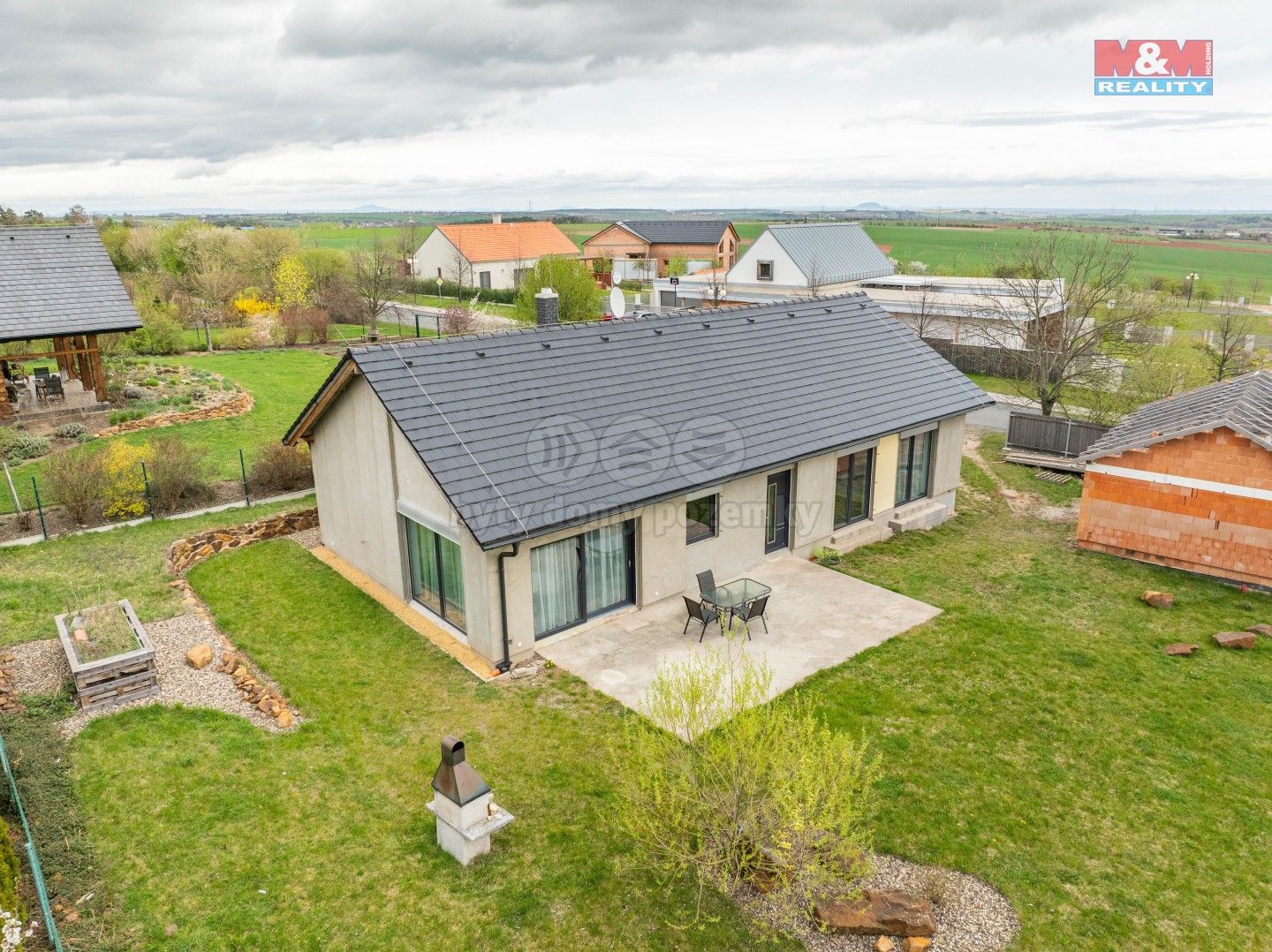 Rodinné domy, Zichovec, 137 m²