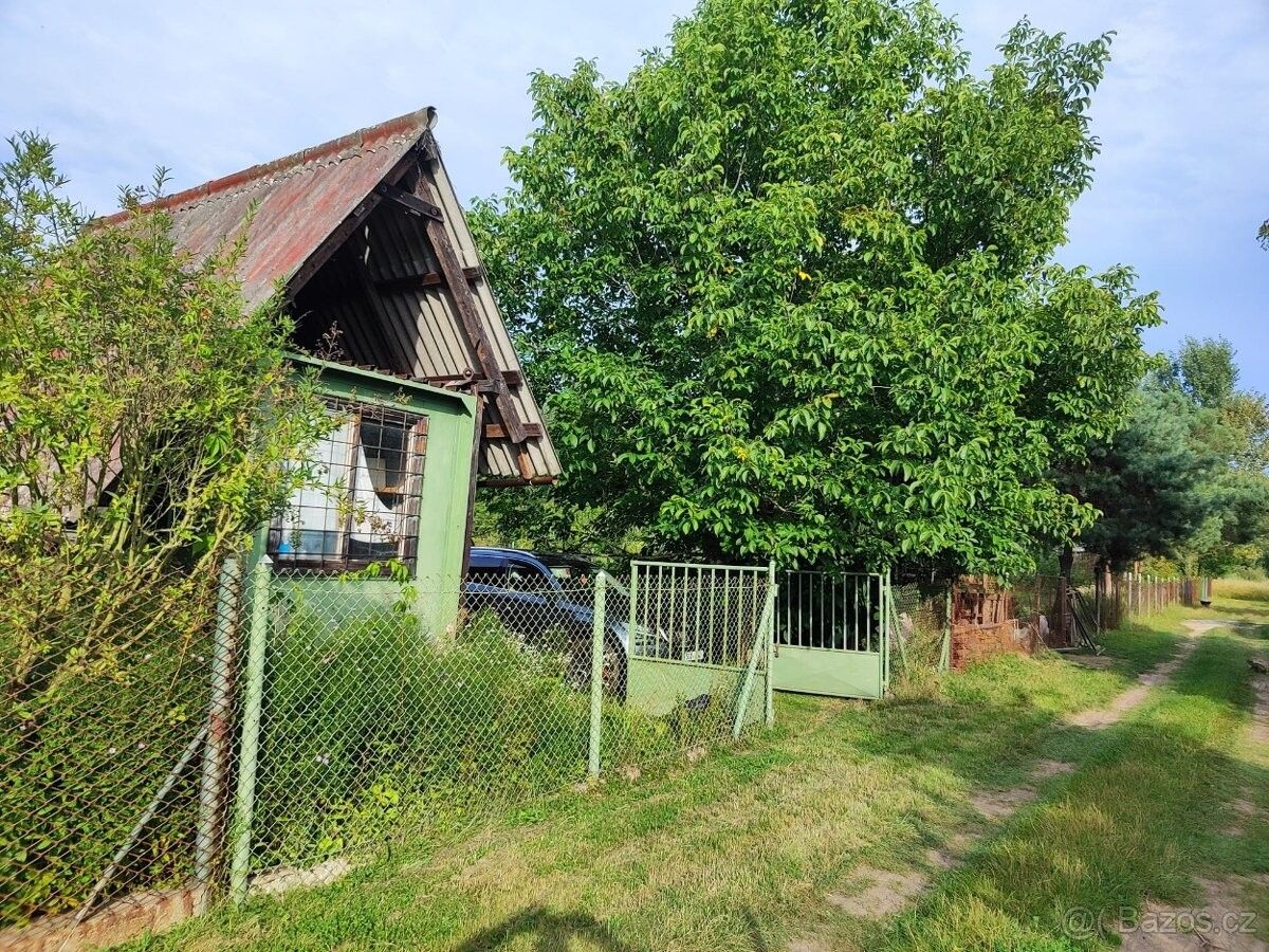 Zahrady, Louny, 440 01