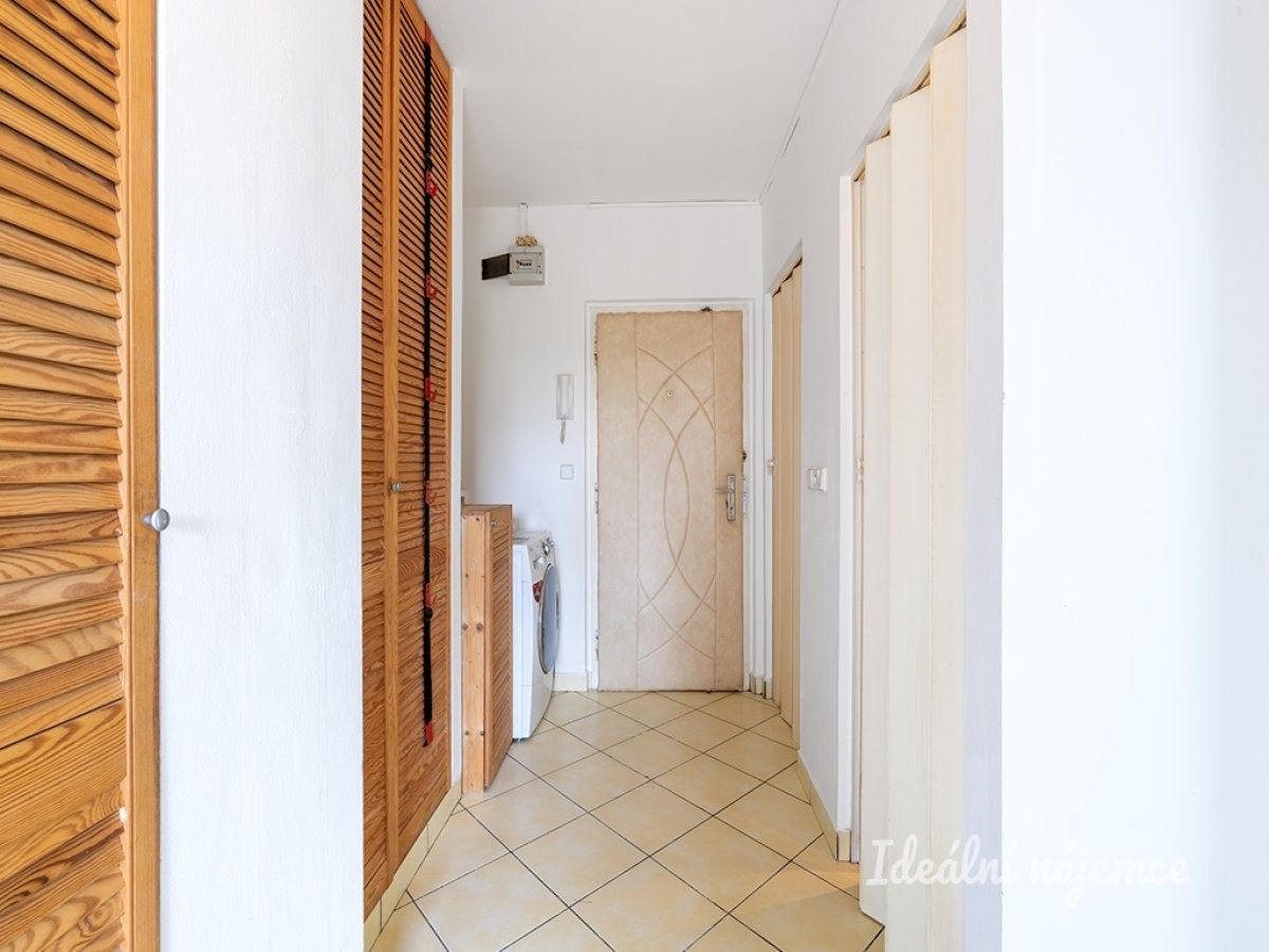 Pronájem byt 2+kk - Štichova, Praha, 42 m²