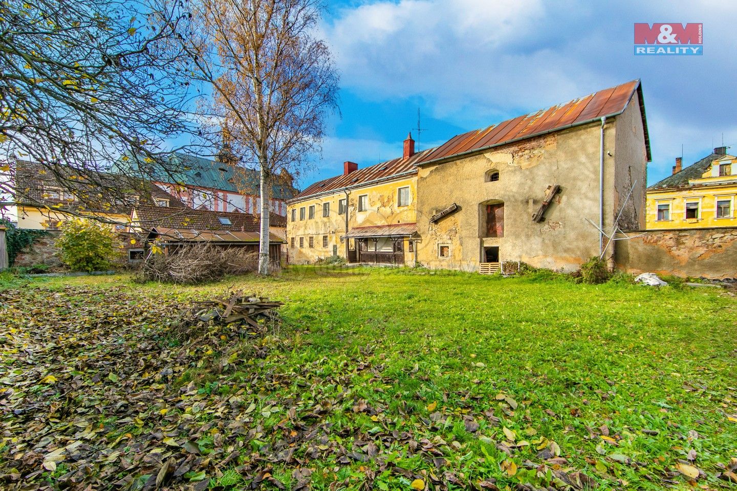 Rodinné domy, náměstí Republiky, Bor, 247 m²