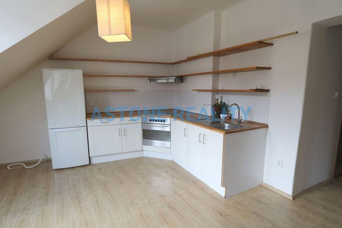 1+kk, Hošťálkova, Praha, 54 m²