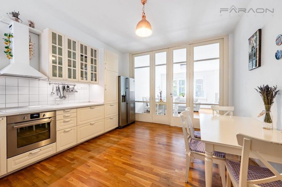 Pronájem byt 4+1 - Stroupežnického, Praha, 101 m²