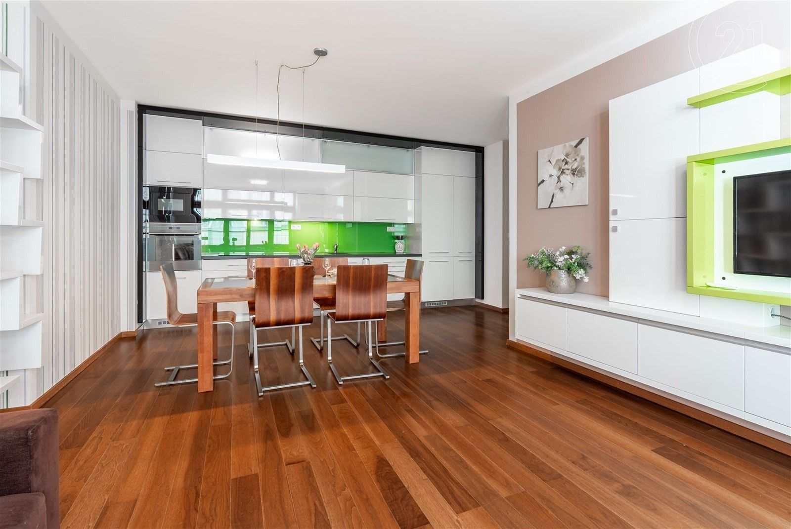 3+kk, Magistrů, Praha, 102 m²