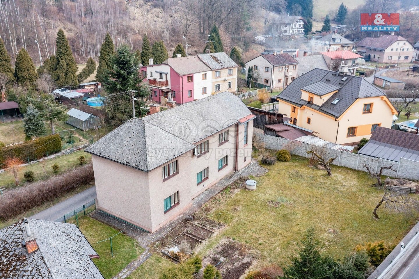 Rodinné domy, Dolní Radechová, 180 m²