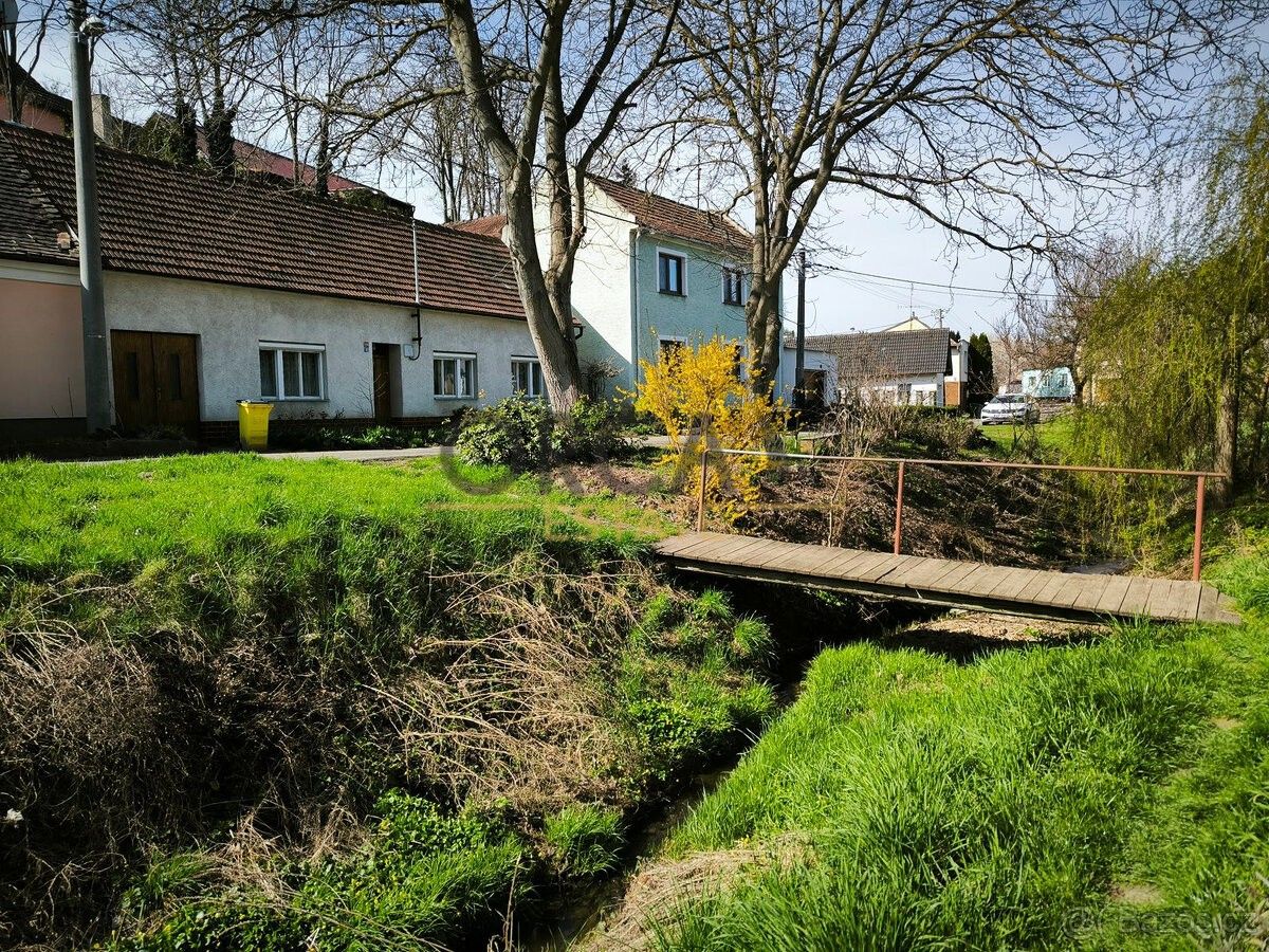 Prodej dům - Kyjov, 697 01, 91 m²