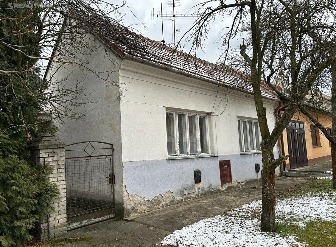 Prodej dům - Uherský Ostroh, 687 24, 100 m²