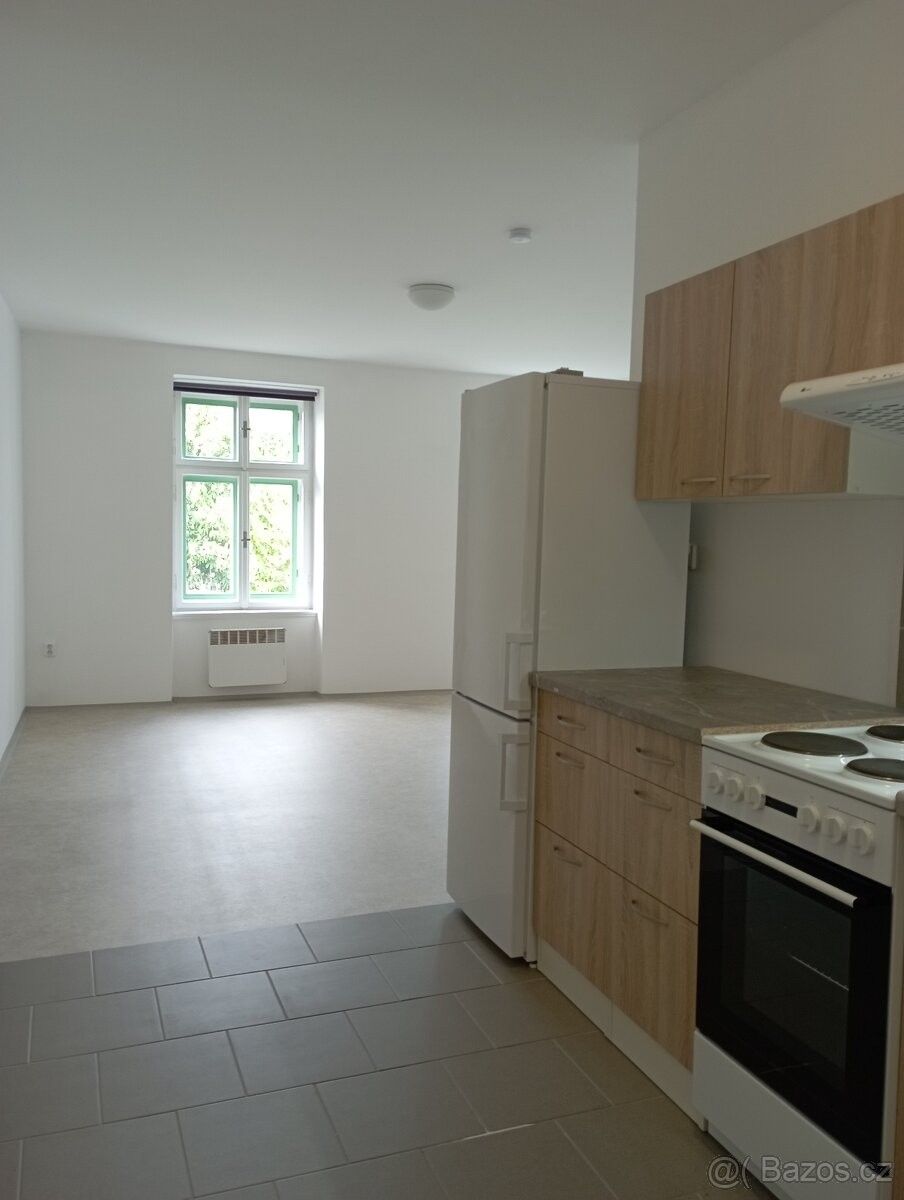 Pronájem byt - Dobruška, 518 01, 1 m²