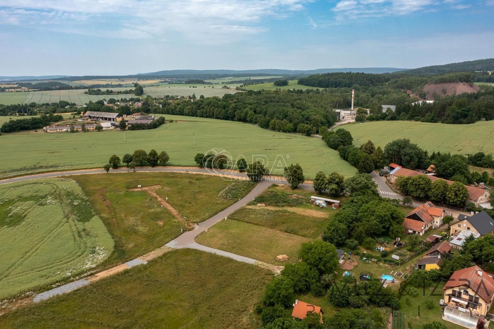 Prodej pozemek pro bydlení - Lazsko, 1 180 m²