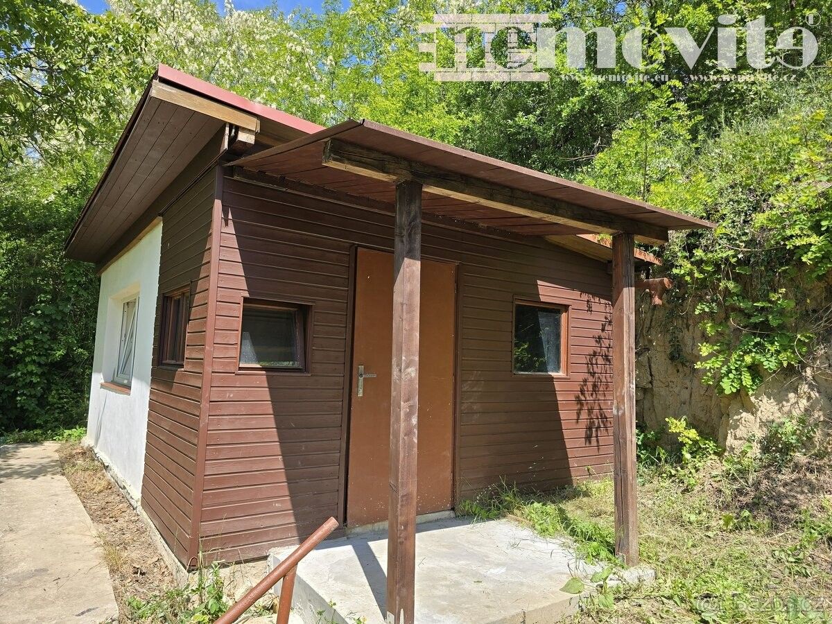 Zahrady, Benátky nad Jizerou, 294 71, 398 m²