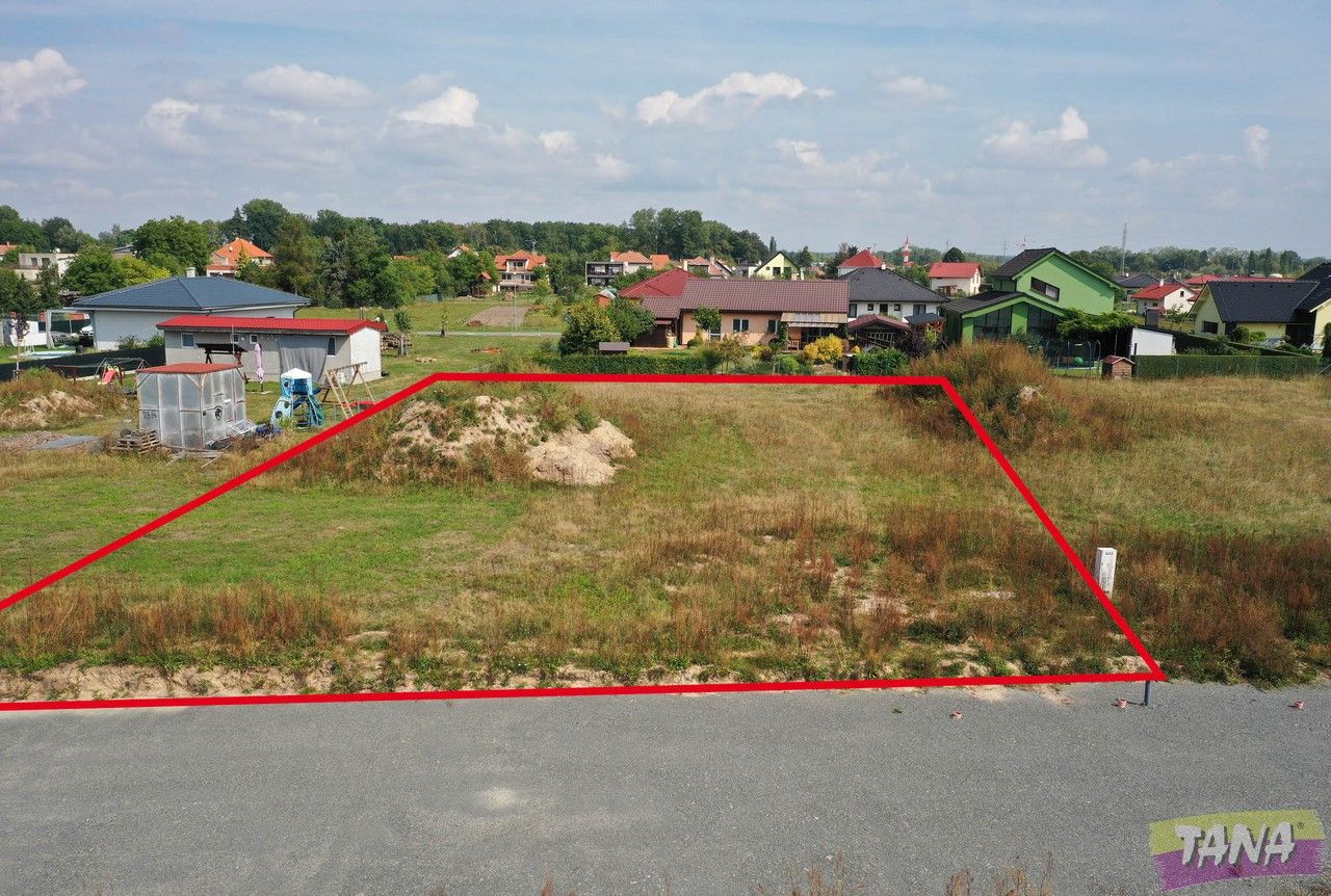 Pozemky pro bydlení, Janáčkova, Čeperka, 1 095 m²