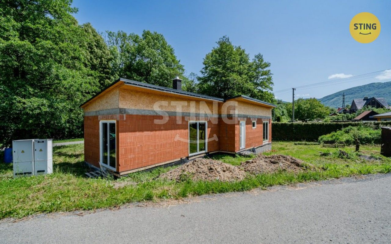 Rodinné domy, Frenštát pod Radhoštěm, 81 m²