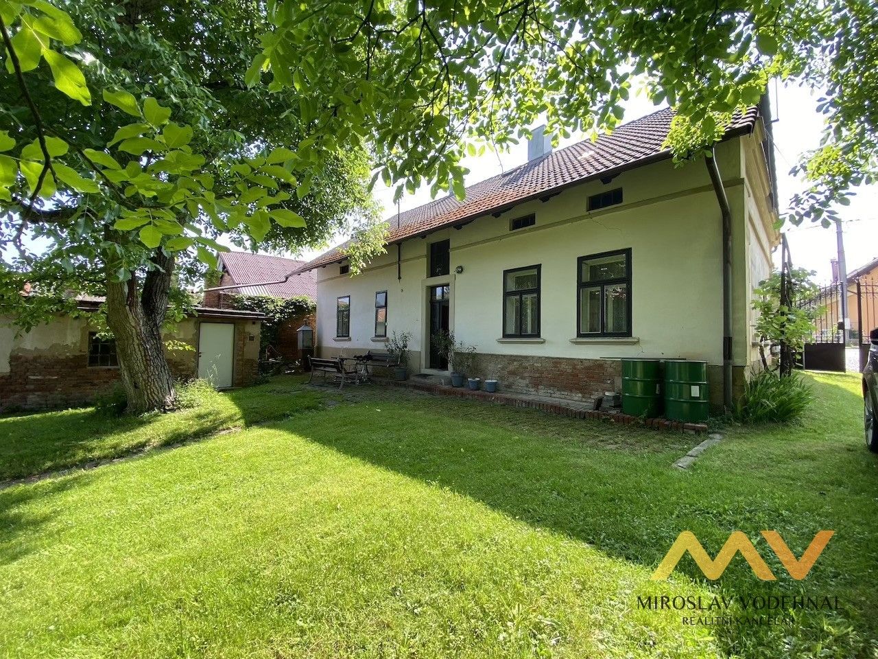 Rodinné domy, Dobřenice, 120 m²