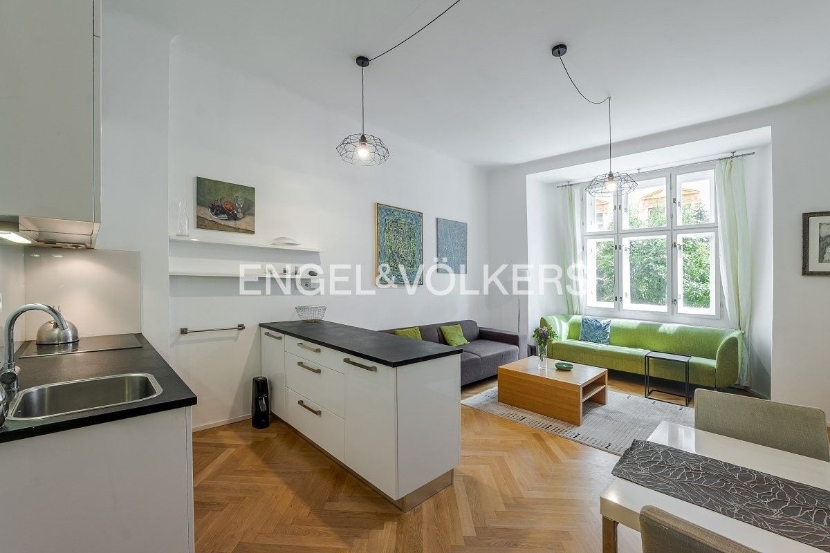 3+kk, Kubelíkova, Praha, 80 m²