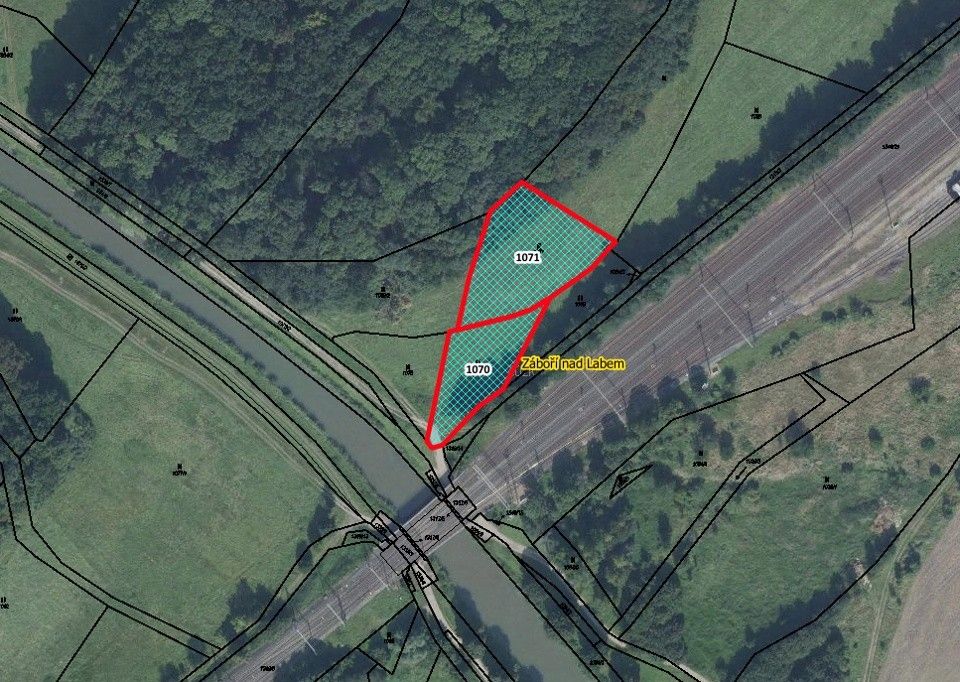 Zemědělské pozemky, Záboří nad Labem, 1 218 m²