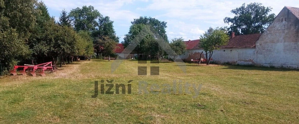 Prodej pozemek pro bydlení - Dolní Slověnice, Lišov, 9 217 m²