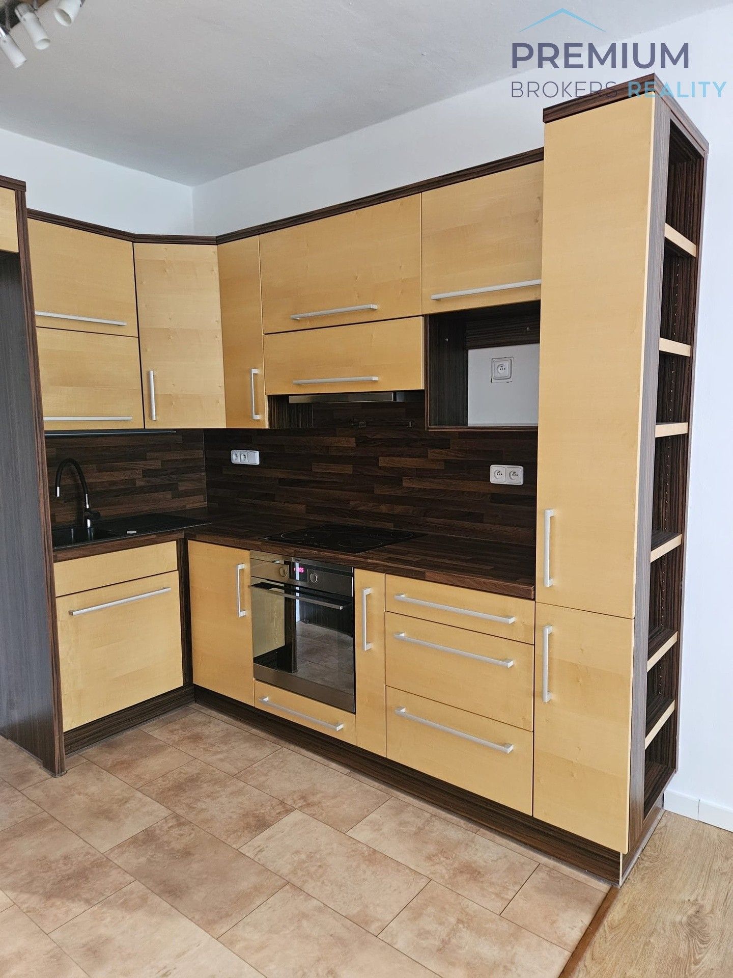3+kk, U stadionu, Štětí, 53 m²