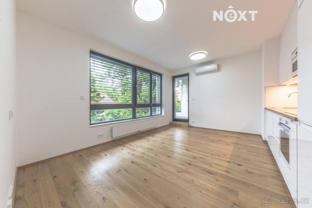 2+kk, Praha, 140 00, 48 m²
