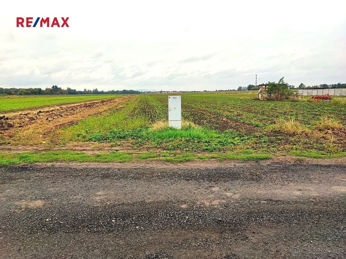 Prodej pozemek - Dolní Kounice, 664 64, 1 251 m²