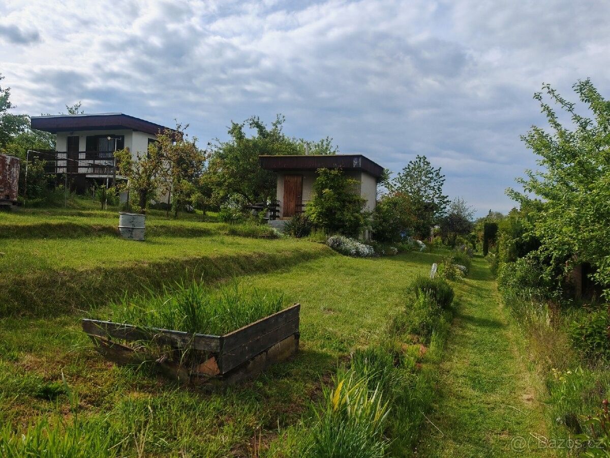 Zahrady, Zlín, 763 02, 297 m²
