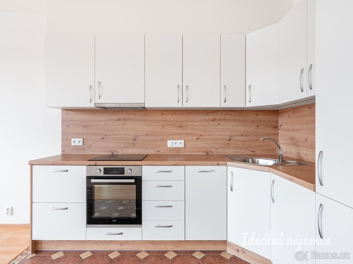 3+kk, Praha, 190 11, 74 m²